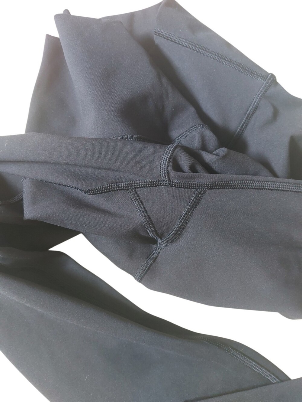 NWOT Lululemon Wunder Under high rise luxtreme 25" black size 6 - Picture 8 of 8